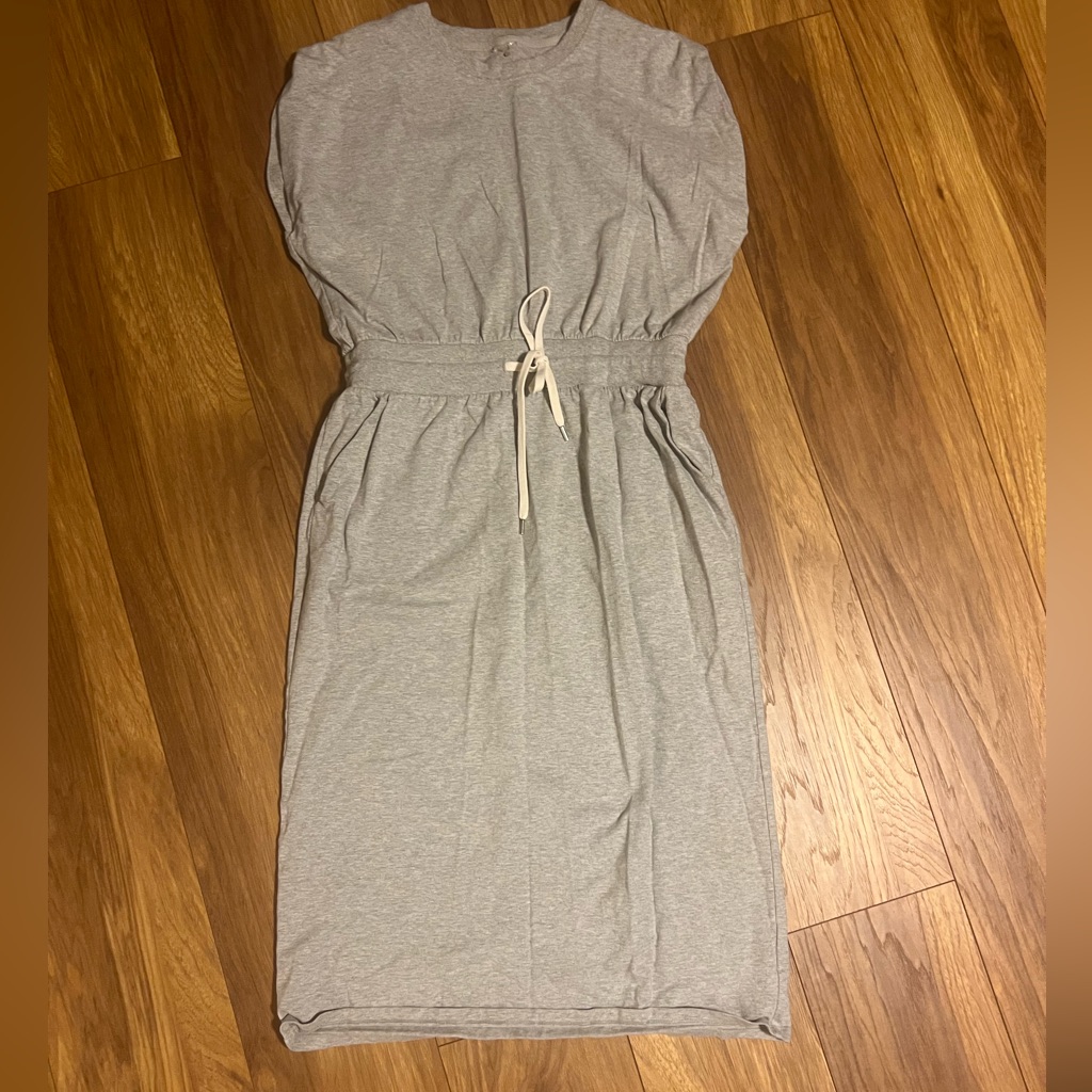 Midi Dress W/Pockets.